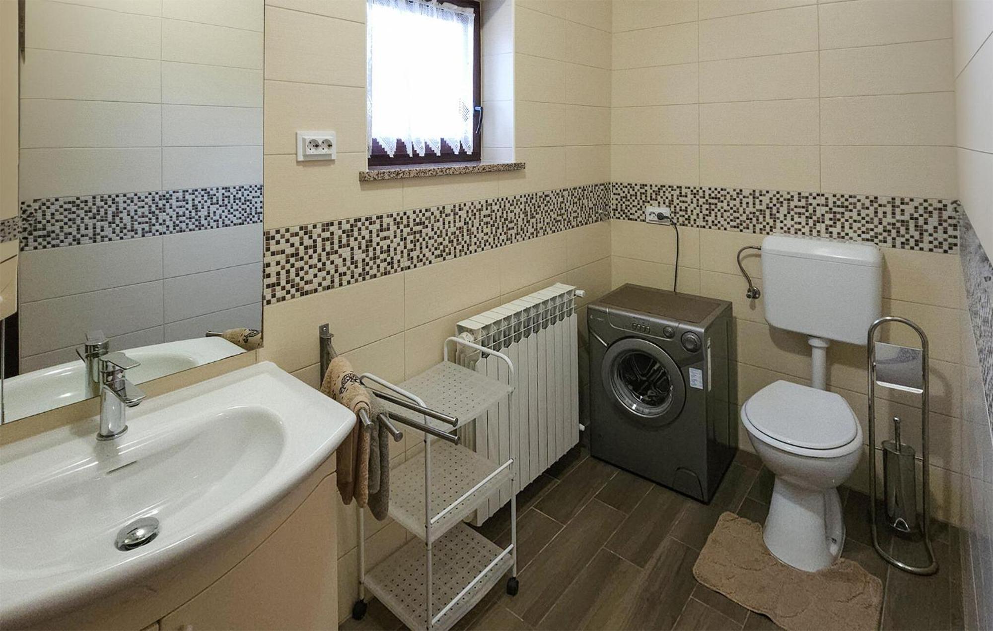 Beautiful Apartment In Porec With Wifi Exterior foto
